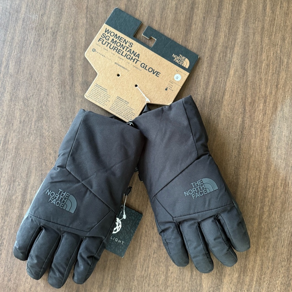 NWT the north face Sg Montana futurelight glove women’s small